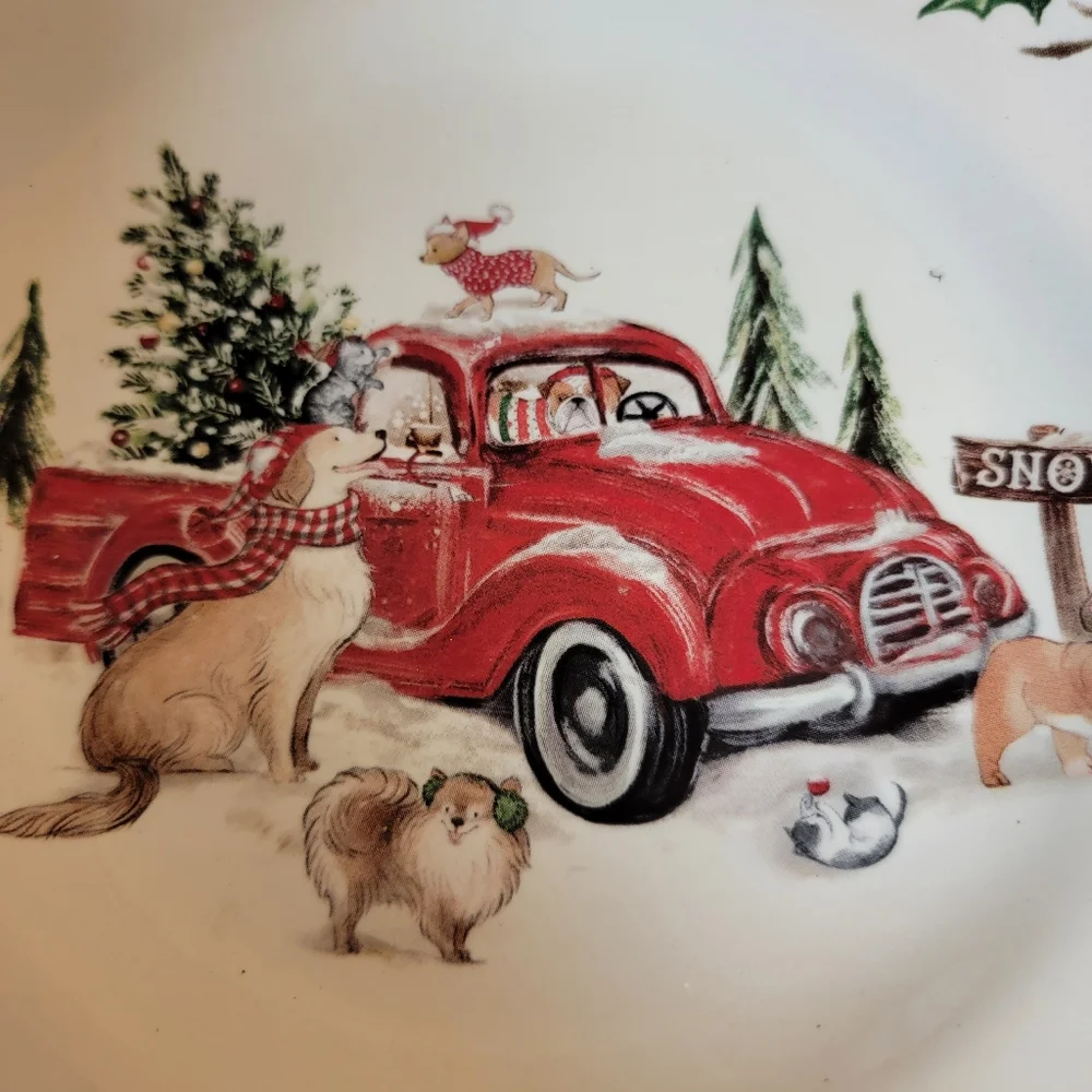 PIER ONE WINTER WONDERS CHRISTMAS PLATE 8 5/8